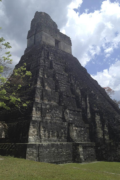 Templo del Gran Jaguar o Templo I. Foto © Silvia Lucero