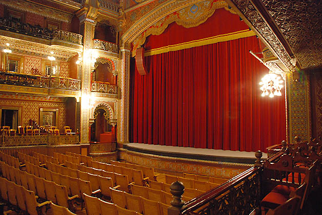 Interior del Teatro Juárez. Foto © Patrick Mreyen