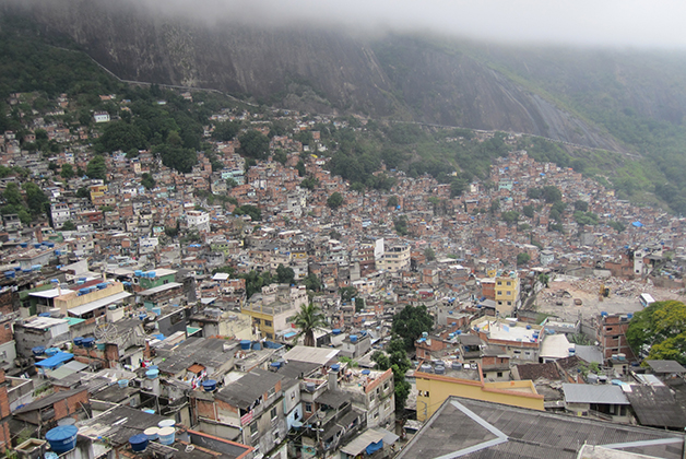 Favelas en Río de Janeiro. Foto © Patrick Mreyen