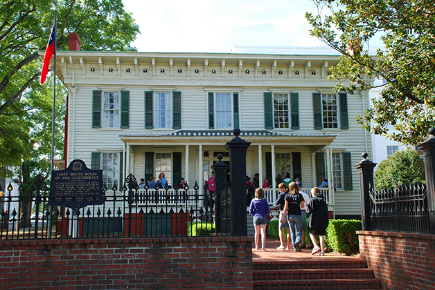 La Primera Casa Blanca en Montgomery, Alabama. Foto © Patrick Mreyen