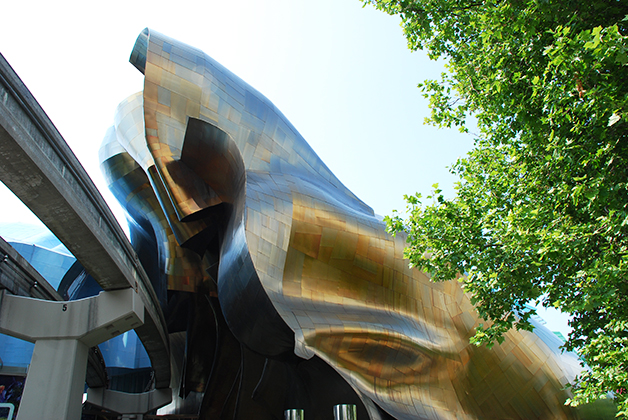 El impresionante edificio es obra del arquitecto Frank O. Gehry. Foto © Patrick Mreyen