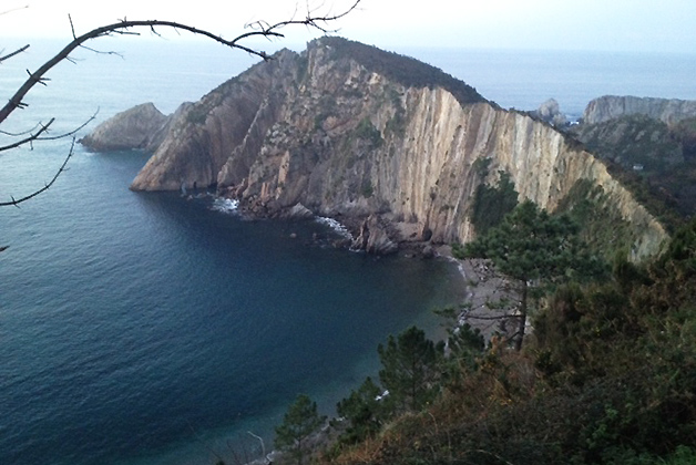 Playa del Silencio. Foto © Silvia Lucero