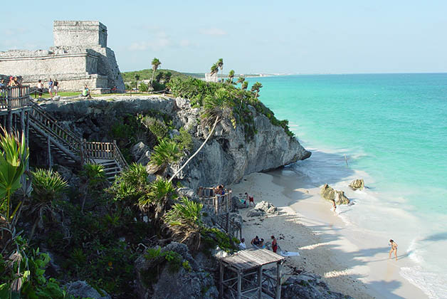 Zona arqueológica de Tulum. Foto © Patrick Mreyen