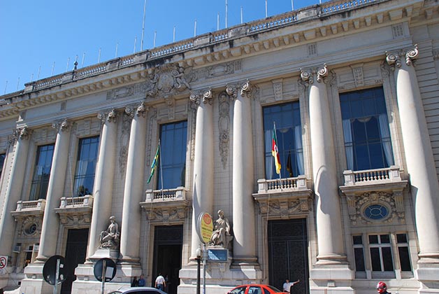 Paracio Piratini, sede de gobierno. Foto © Patrick Mreyen