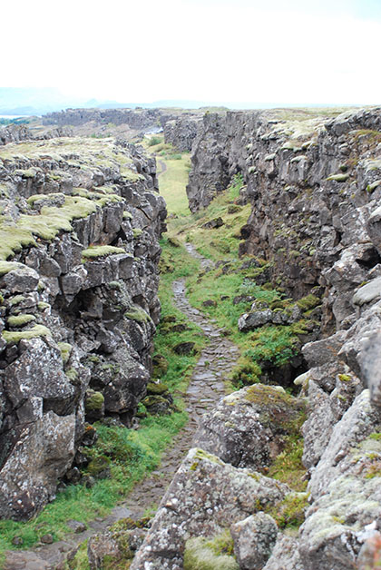 Es impresionante caminar por ese lugar tan maravilloso, pero a la vez desolado. Foto © Patrick Mreyen