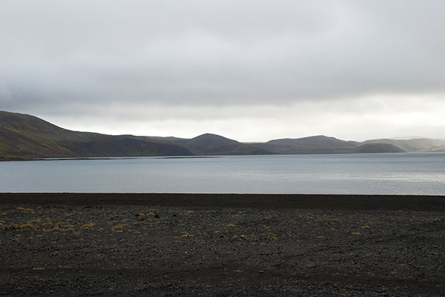 Lago Pingvallavatn. Foto © Patrick Mreyen