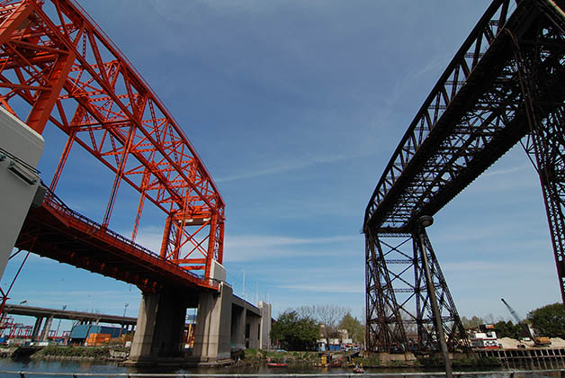 Puente Nicolás Avellaneda. Foto © Patrick Mreyen