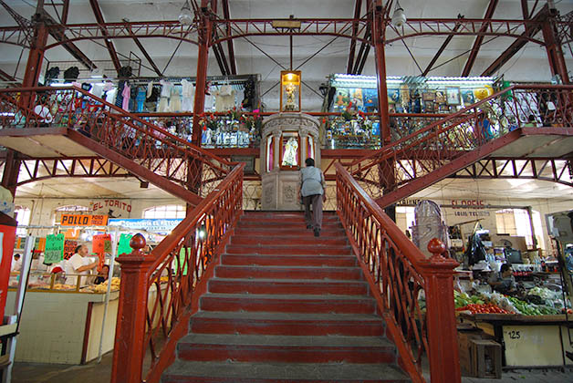 Mercado Hidalgo en la ciudad de Guanajuato. Foto © Patrick Mreyen