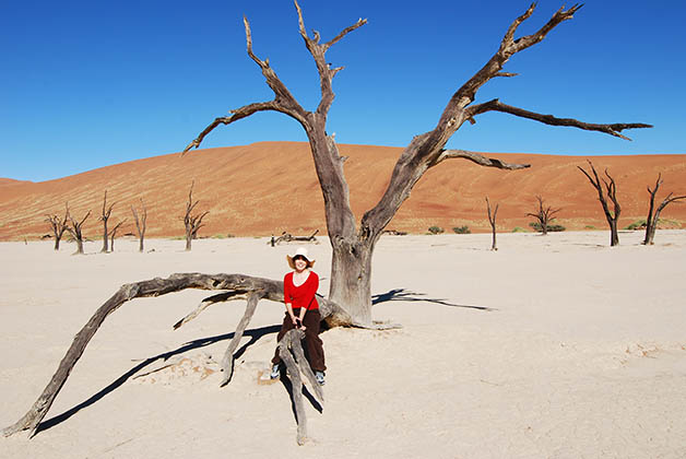 Deadvlei, un salar surreal lleno de árboles secos. Foto © Patrick Mreyen