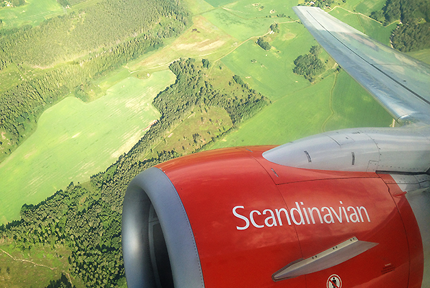 Nuestro vuelo a Noruega. Foto © Patrick Mreyen