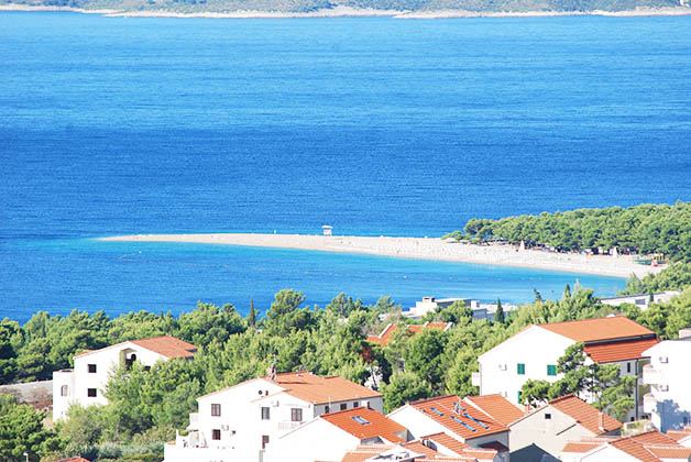 La famosa playa de Zlatni Rat. Foto © Patrick Mreyen