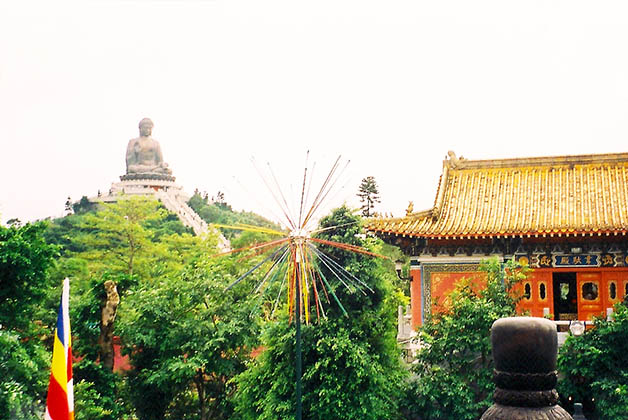 Vistas desde el Monasterio de Po Lin. Foto © Silvia Lucero