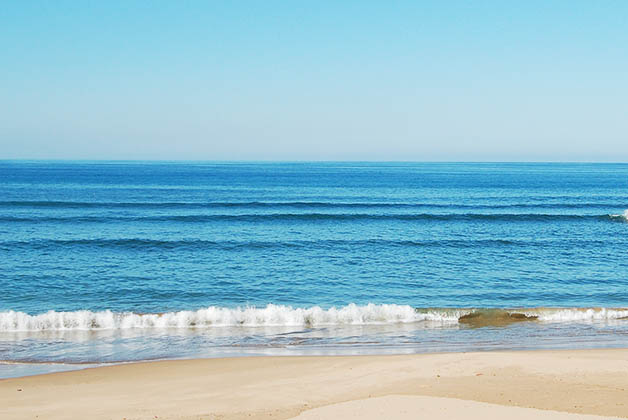 Es un destino muy popular por los europeos por sus playas de arena dorada. Foto © Patrick Mreyen