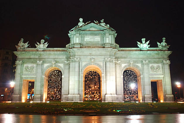 Puerta de Alcalá. Foto © Patrick Mreyen