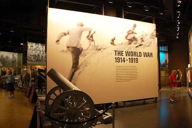 Museo y Monumento de la I Guerra Mundial en Kansas City, Missouri. Foto © Patrick Mreyen