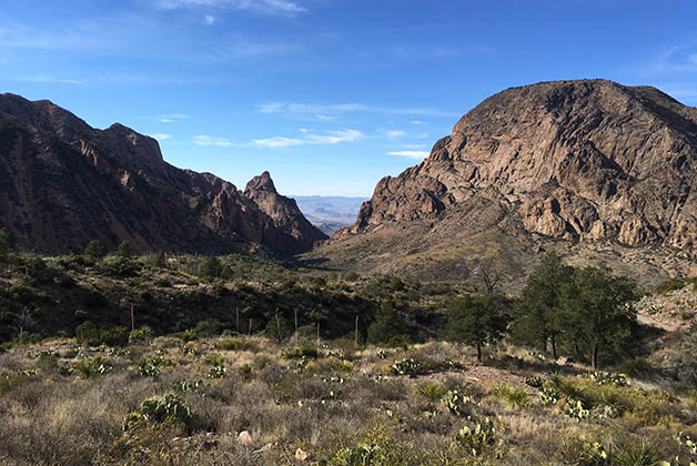 La Ventana y los montes Chisos. Foto © Silvia Lucero