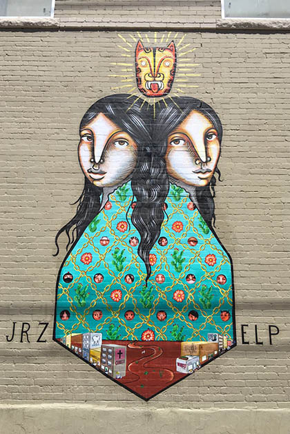 Solamente la gente de Juárez y El Paso comprende la hermandad entre ambas ciudades. Maravilloso mural. Foto © Patrick Mreyen