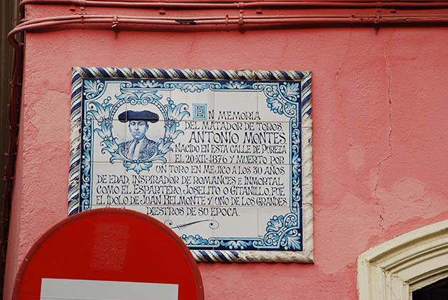 Barrio de Triana, hogar de famosos toreros y artistas. Foto © Patrick Mreyen