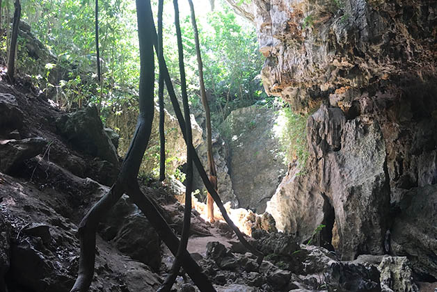 Cueva de las Golondrinas. Foto © Silvia Lucero