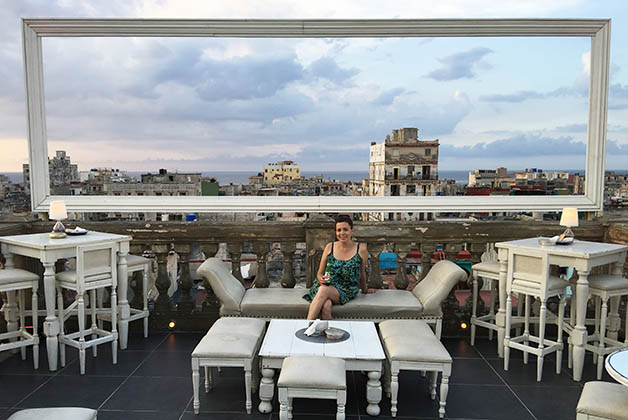 En la terraza del bar donde está el famoso restaurante La Guarida. Foto © Patrick Mreyen 