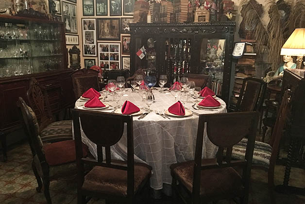 Mesa en la que cenó la familia Obama durante su histórica visita a Cuba. Foto © Silvia Lucero