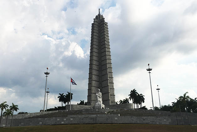 La Plaza de la Revolución. Foto © Silvia Lucero