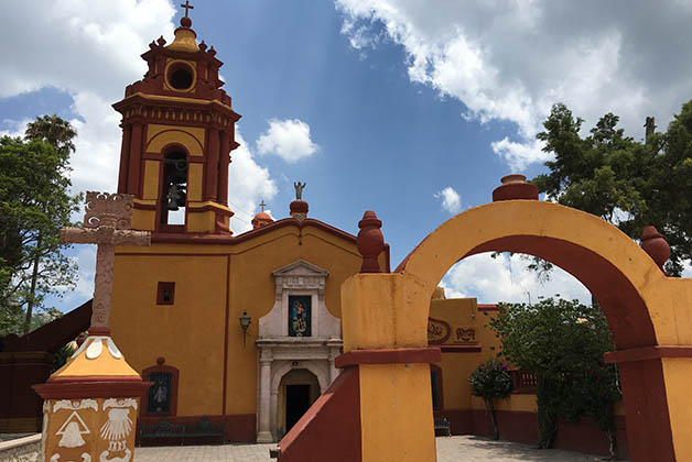 Templo San de San Sebastián. Foto © Silvia Lucero