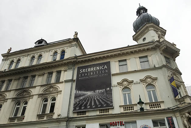 La Exhibición de Sbrenica fue de lo más interesante que vimos en Sarajevo. Foto © Patrick Mreyen